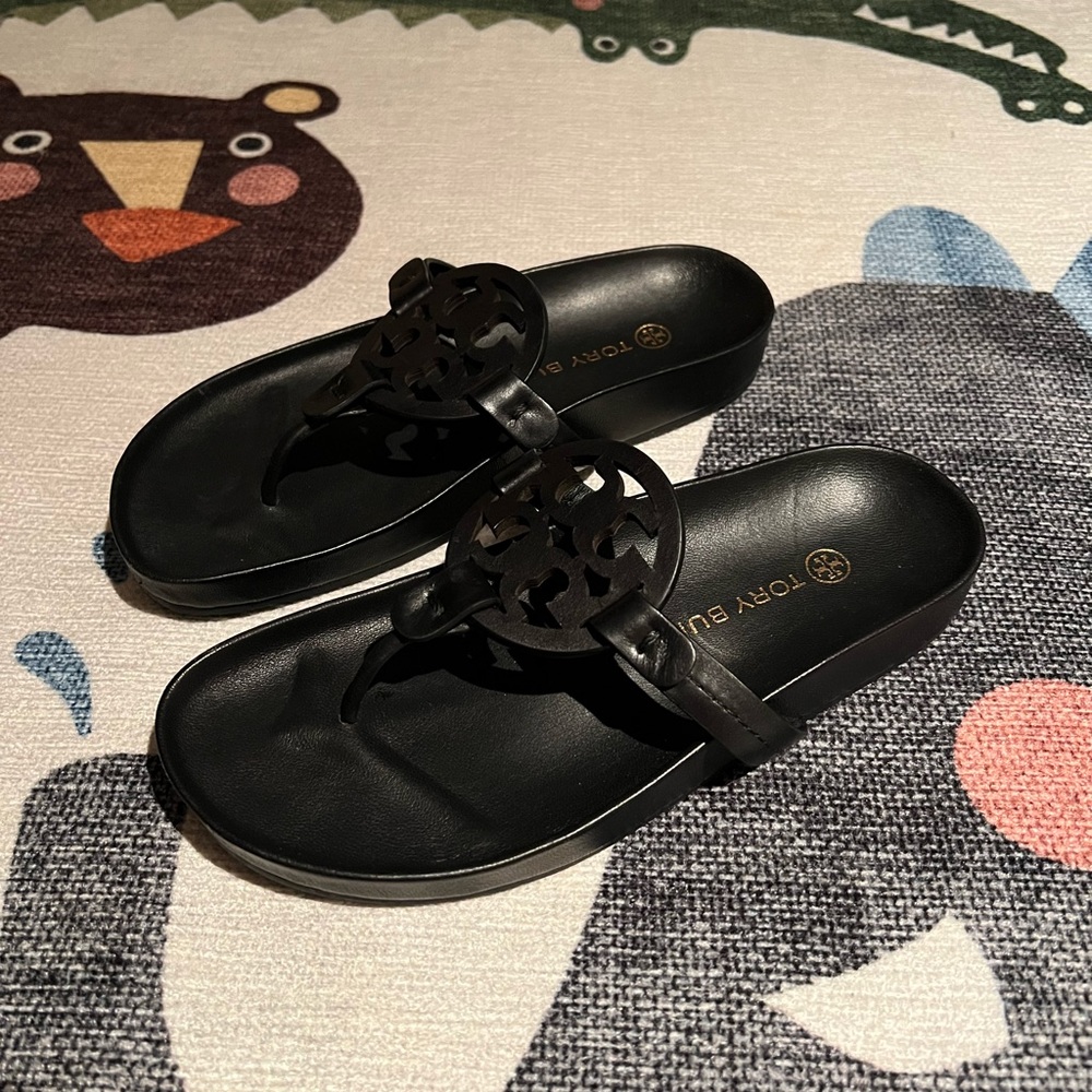 AUTHENTIC Tory Burch Miller Cloud Calf Leather Sandals